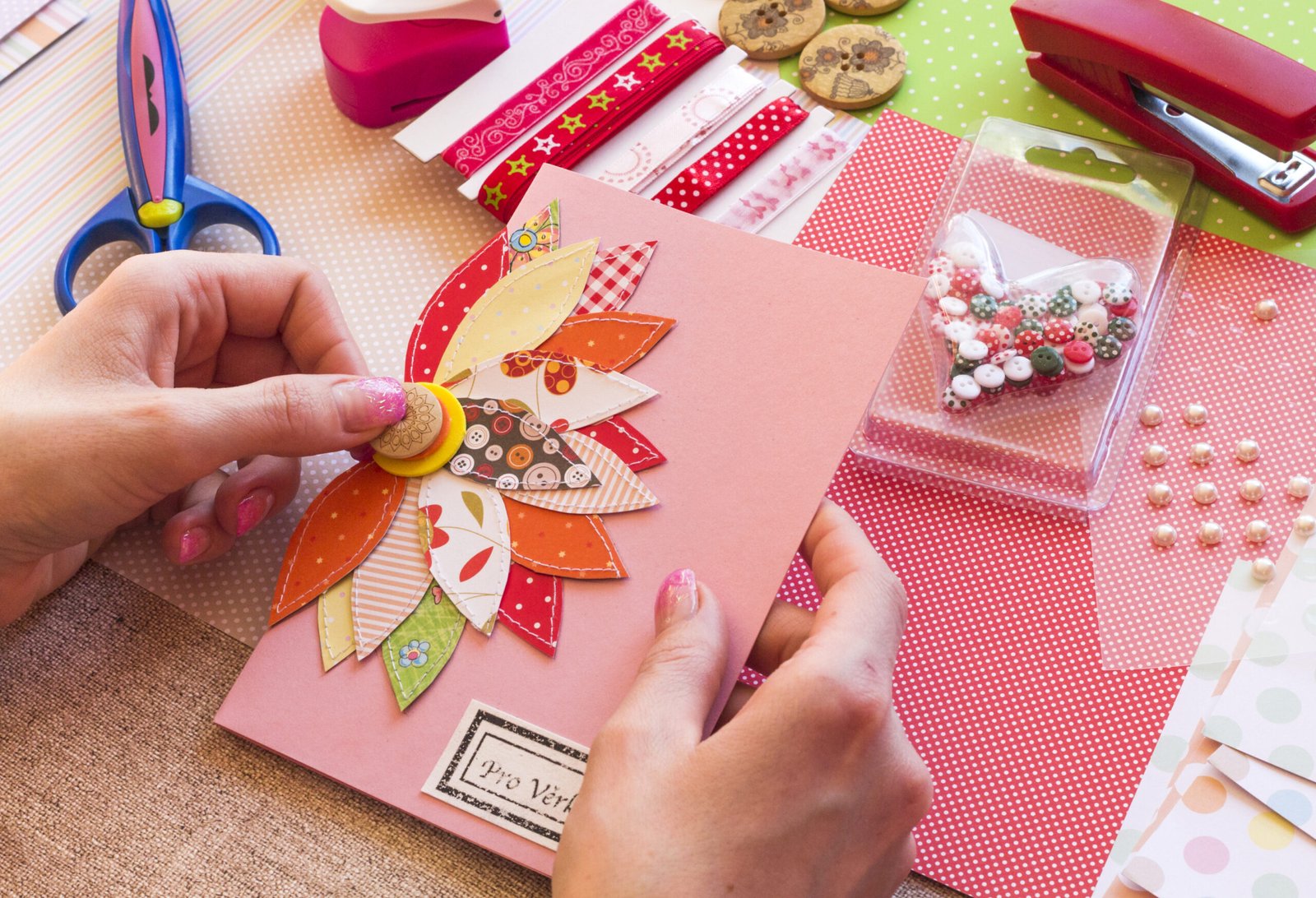 Making,A,Scrap,Booking,Birthday,Card/scrapbook,,Button,,Craft,,Adult,,Art